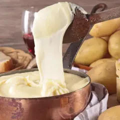 Ingrédients essentiels pour réussir un aligot traditionnel savoureux
