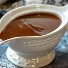 Les meilleures sauces chaudes pour sublimer votre viande grillée