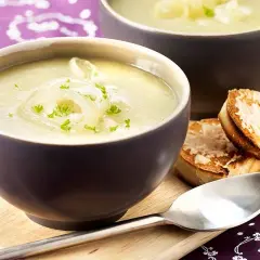 Recette soupe à l'oignon simple : savourez un plat réconfortant rapidement