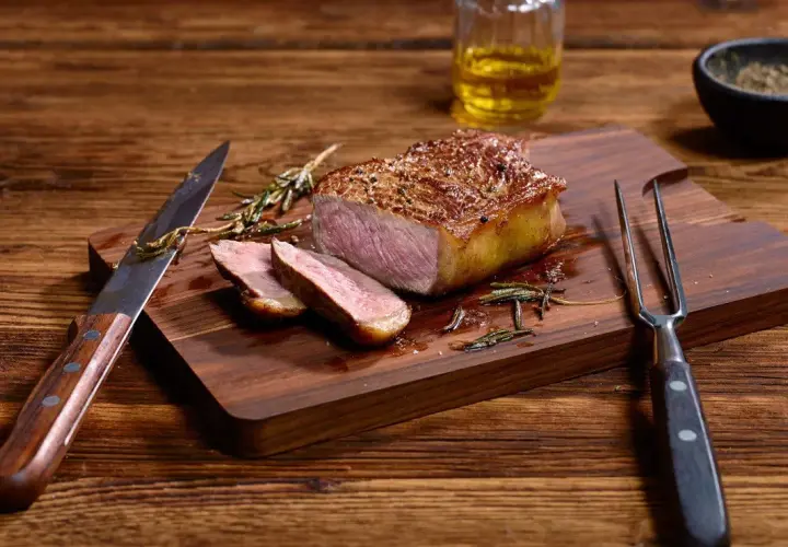 Préparez une entrecôte de boeuf grillée parfaite à chaque fois