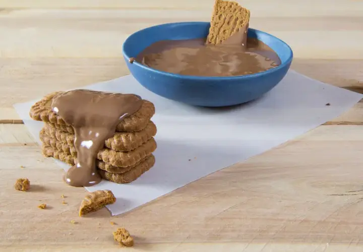 Ingrédients du spéculoos : ce que vous devez savoir pour réussir vos biscuits