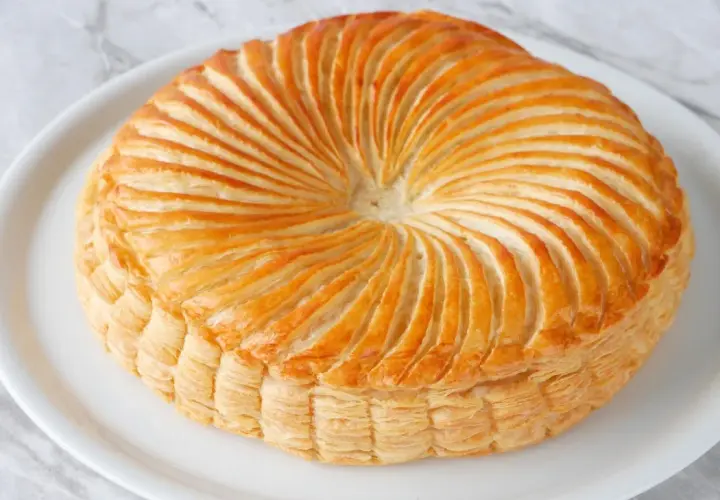 Ingrédients essentiels pour une galette des rois parfaite et savoureuse