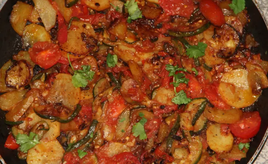 Les meilleures épices avec courgette et tomate pour des plats savoureux