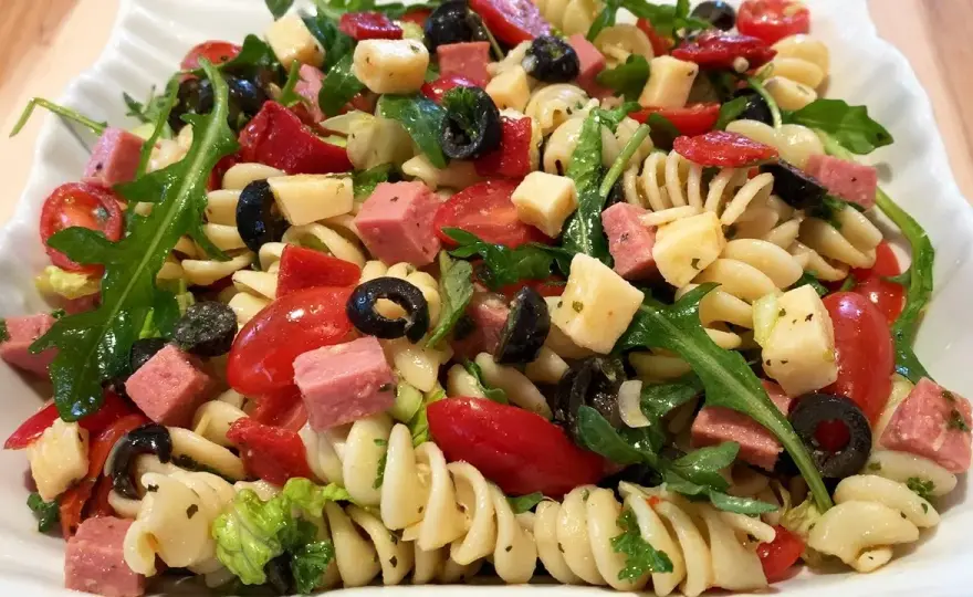 Recette facile de salade de pâtes italienne délicieuse et rafraîchissante